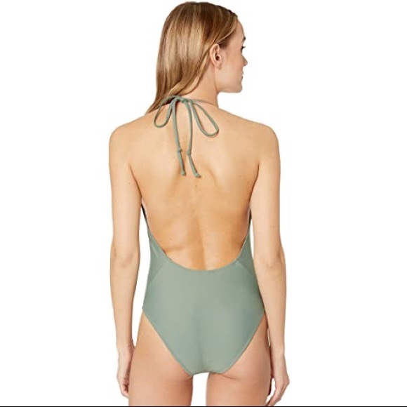 Sold ✅ NWT Volcom one piece swimsuit plunge - Picture 13 of 15